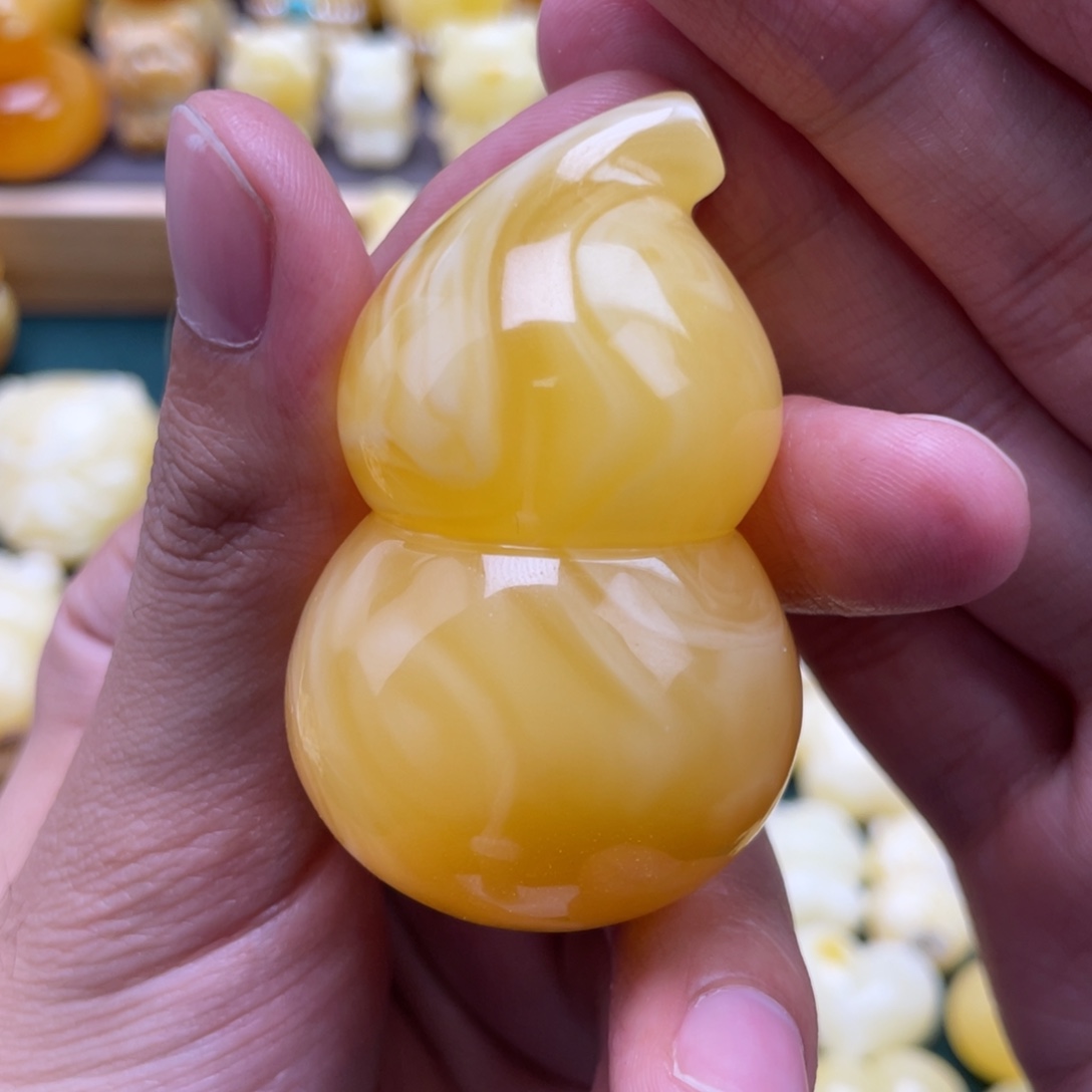 琥珀未镶嵌裸石蜜蜡