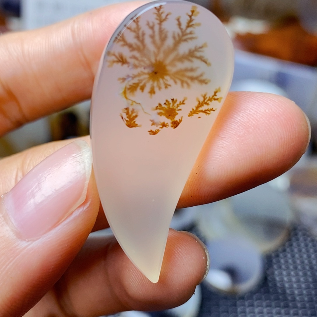 玛瑙/玉髓未镶嵌珠宝半成品