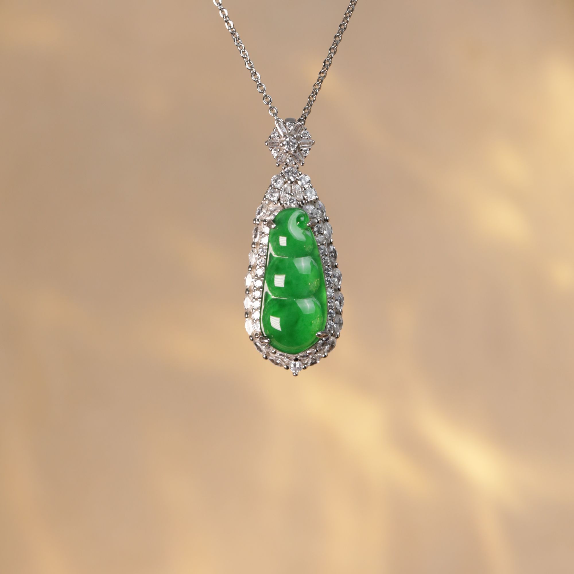 天然A货翡翠高冰种正阳绿颈饰S925银镶嵌豆子吊坠孤品