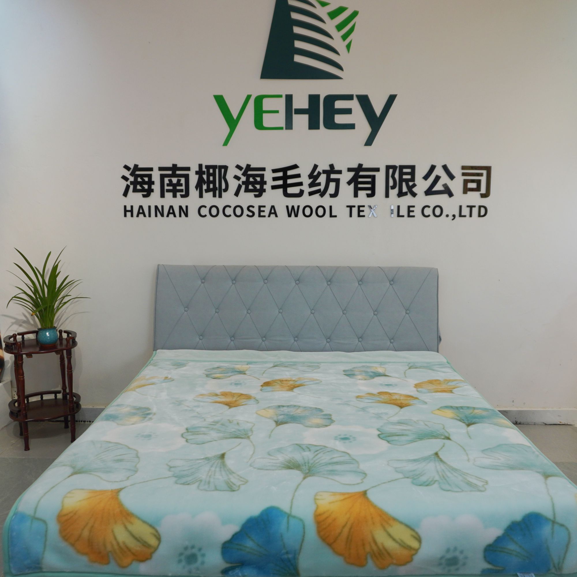 银杏之恋-超柔保暖柔软典雅大气家用简约印花双层拉舍尔毛毯