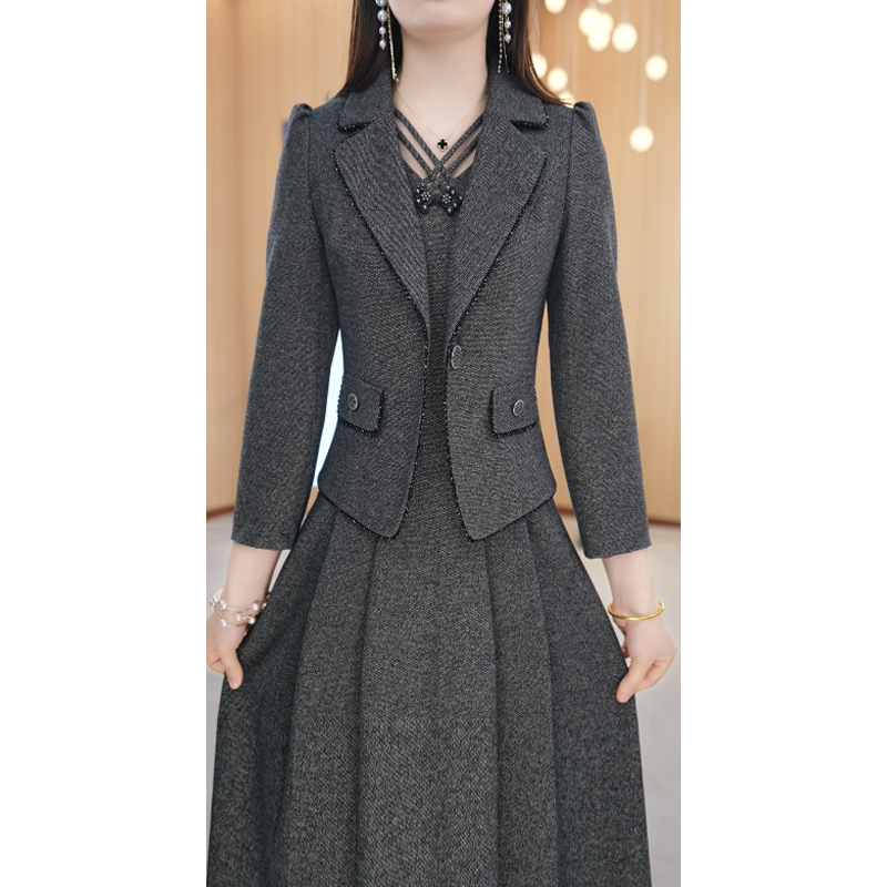 【两件套】春款西装领设计感减龄气质轻奢通勤女装套装裙M-4XL
