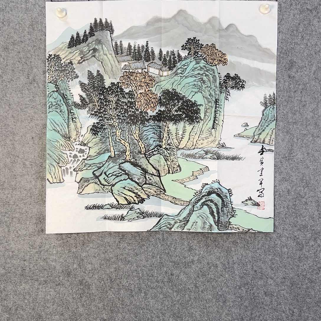 国画371 花鸟在树丛的中央是鸟