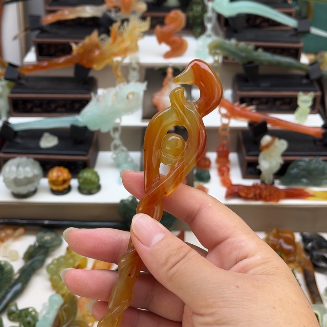 蛇纹石玉未镶嵌岫玉发簪