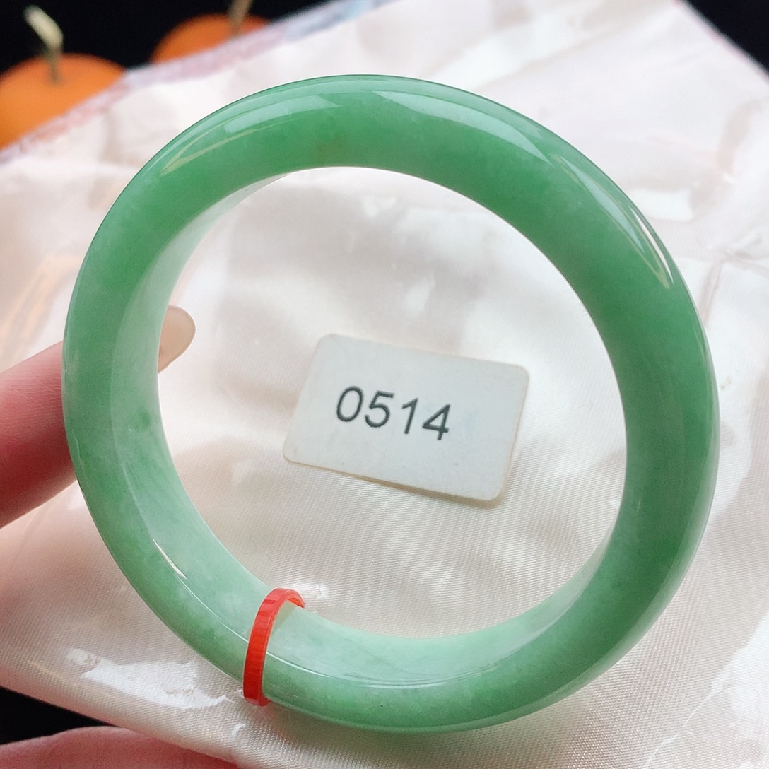 翡翠手镯未镶嵌55圈口880514