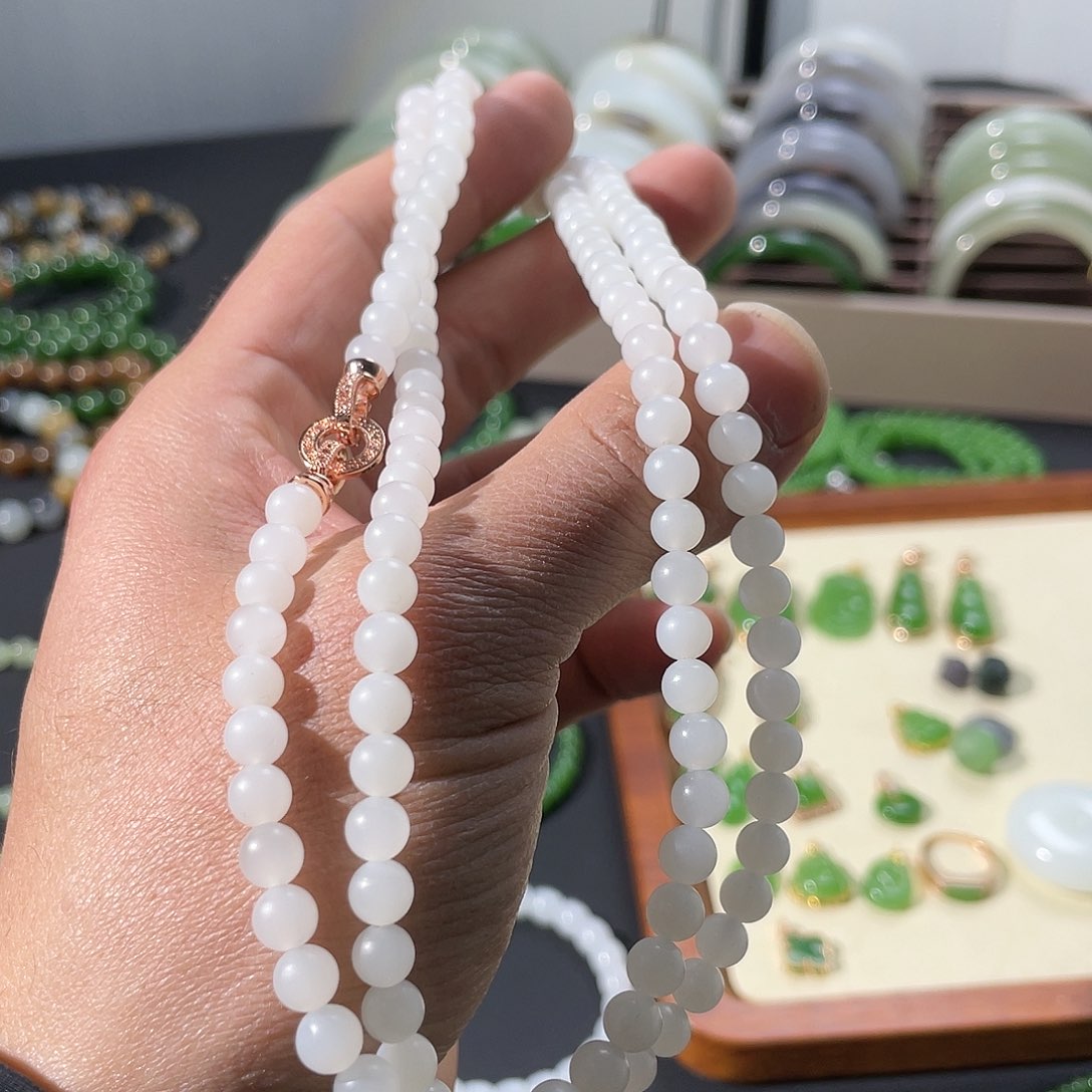 和田玉手链未镶嵌