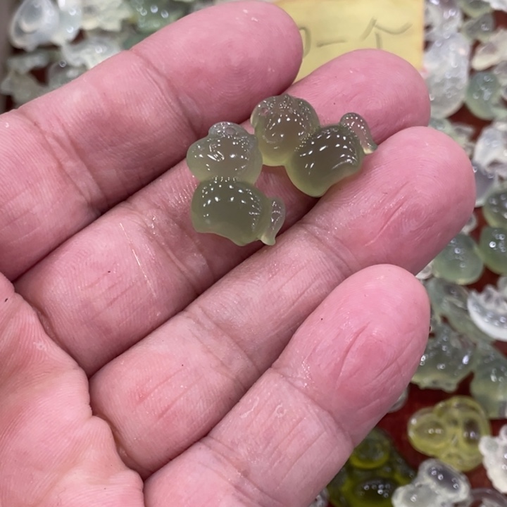 蛇纹石玉合金颈饰