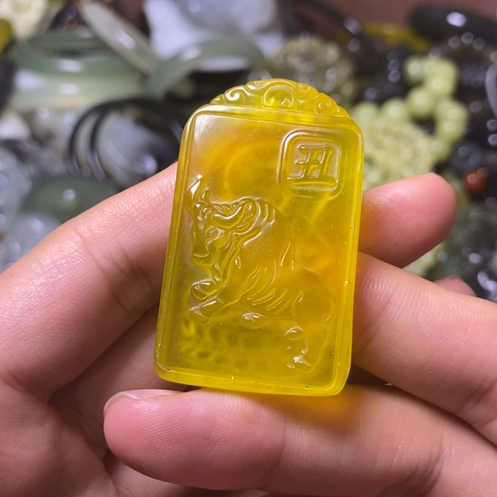 岫玉岫玉颈饰未镶嵌