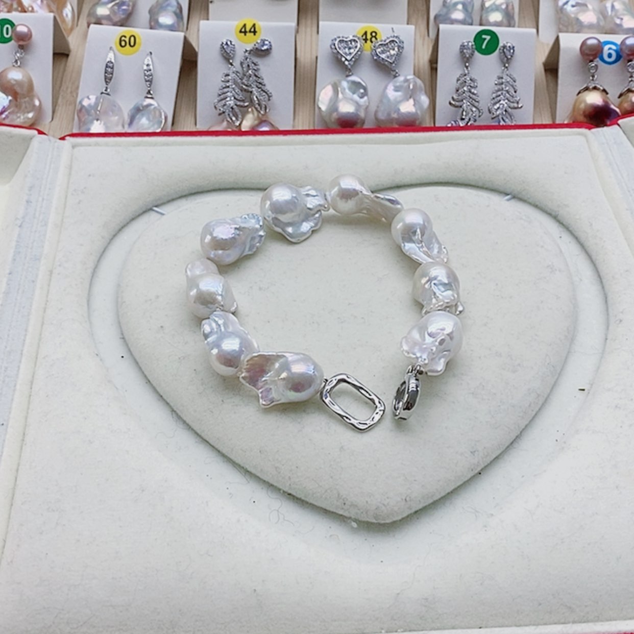 【闪购商品】淡水珍珠耳饰9K金镶嵌美****美