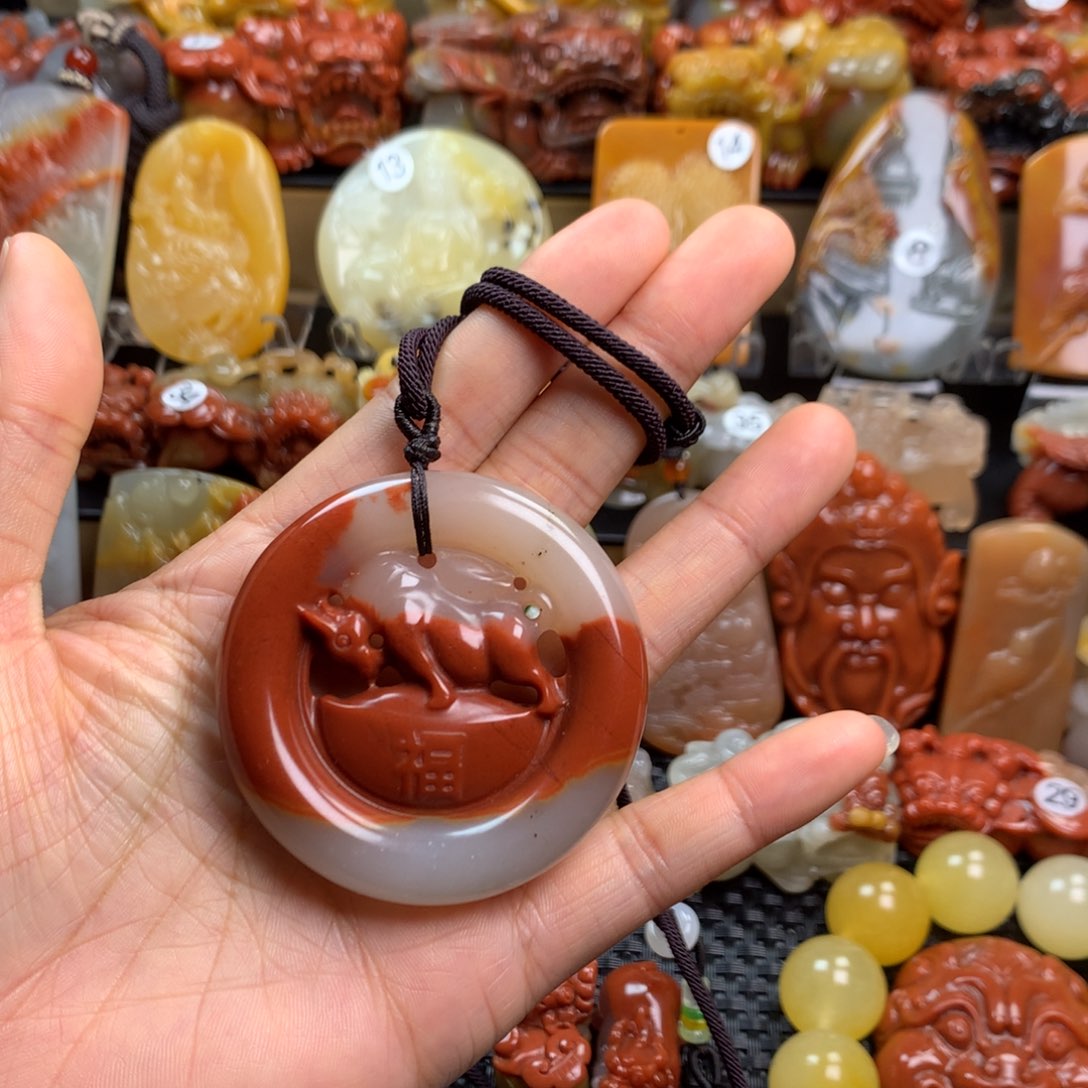 石英质玉（黄龙玉）挂件未镶嵌