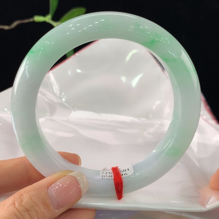 翡翠手镯未镶嵌111-1096