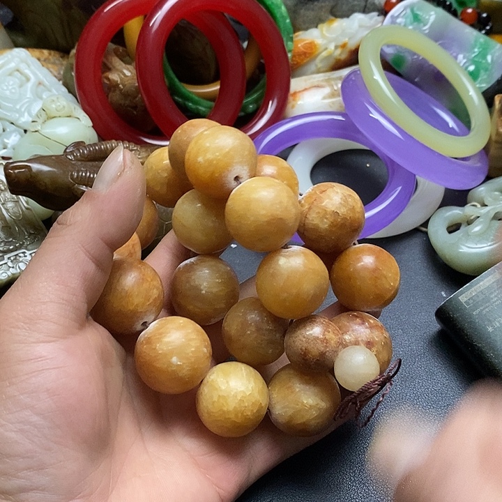 和田玉（糖玉）未镶嵌挂件