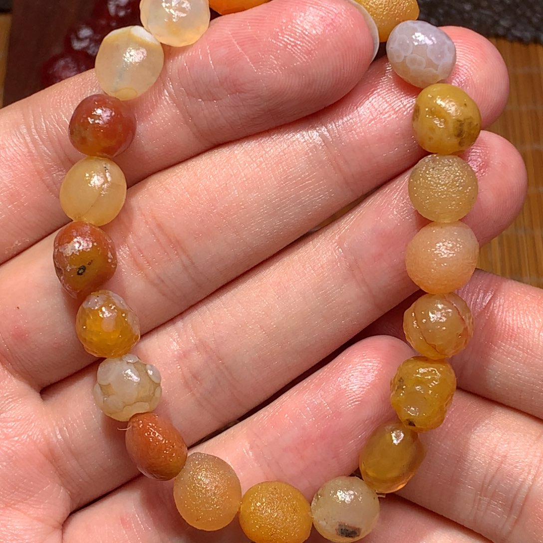 未镶嵌颈饰玛瑙/玉髓