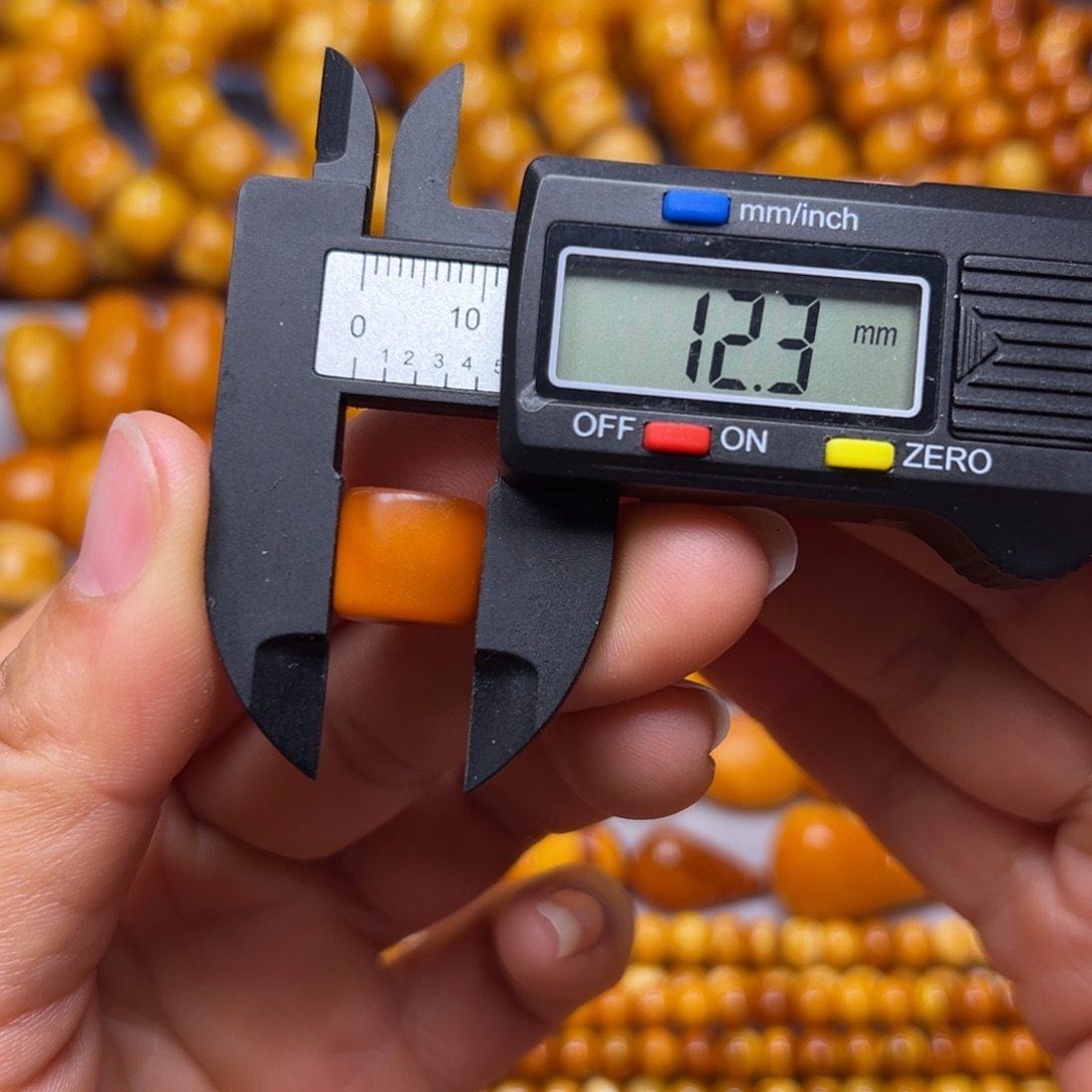 琥珀未镶嵌吊坠(不含链)