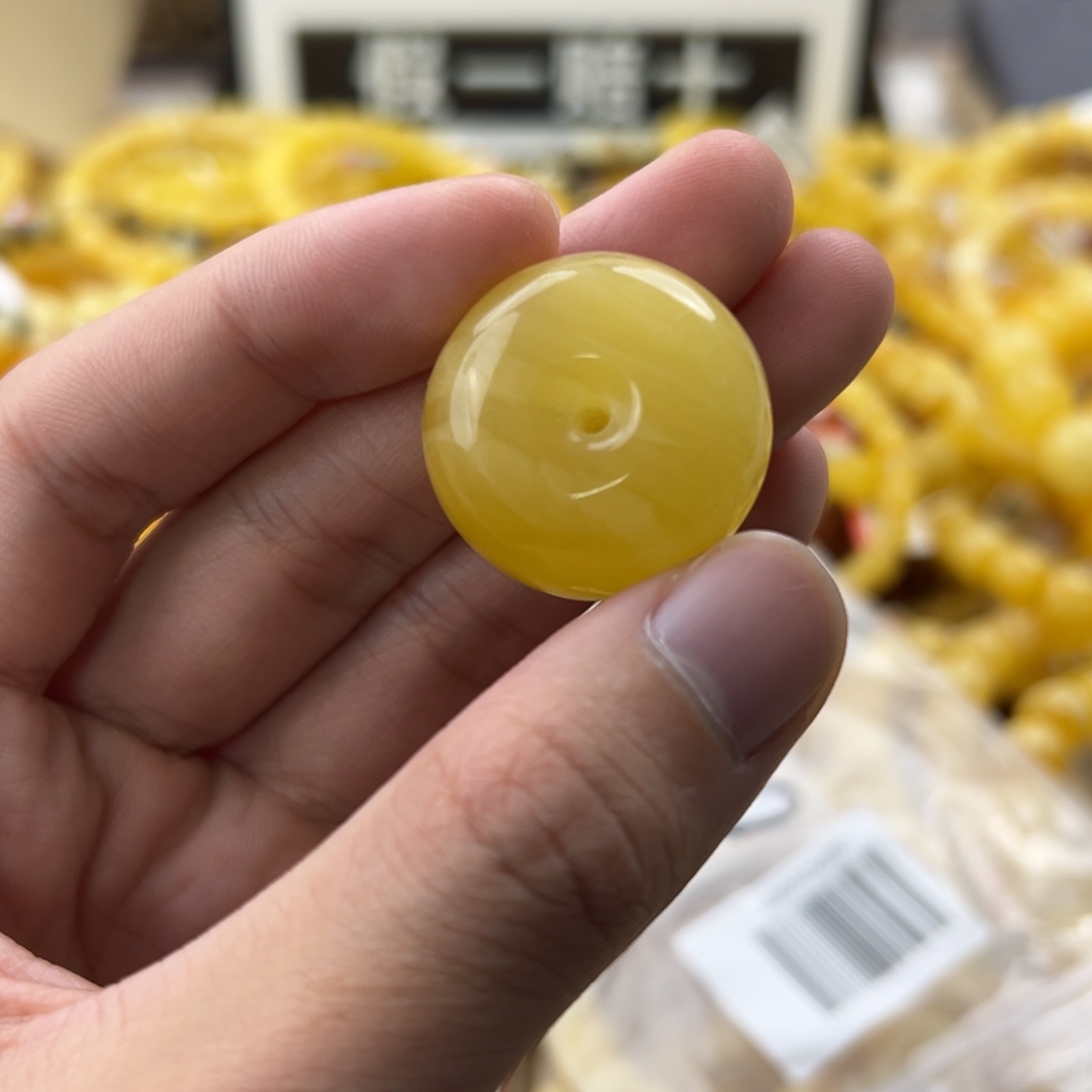 琥珀珠宝奇石未镶嵌