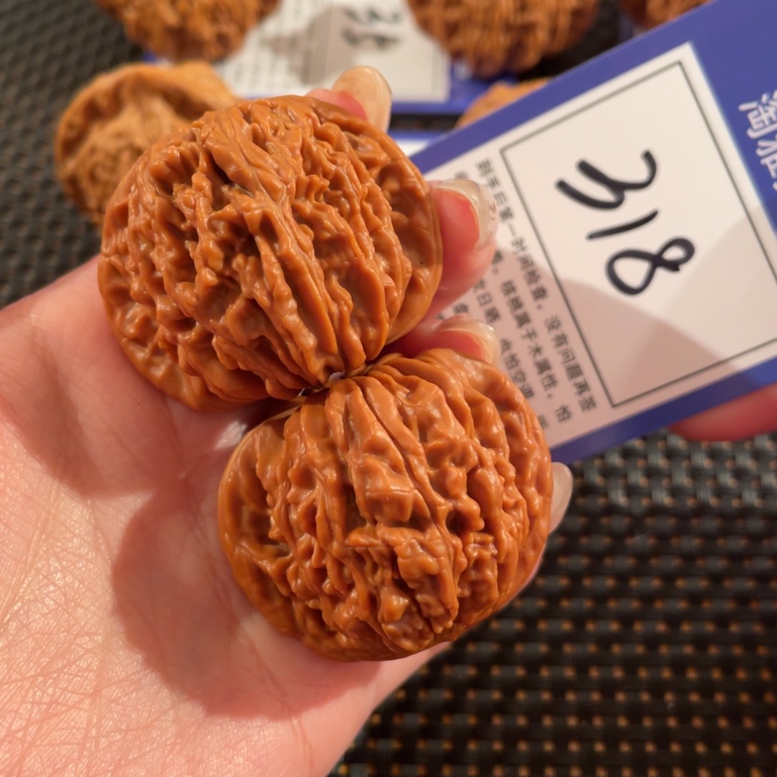文玩核桃把件318号42尺楼
