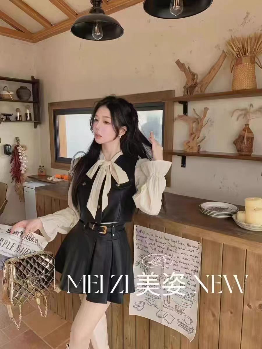 复古港风时尚套装女秋2024新款衬衫气质百搭马甲百褶裙秋装四件套