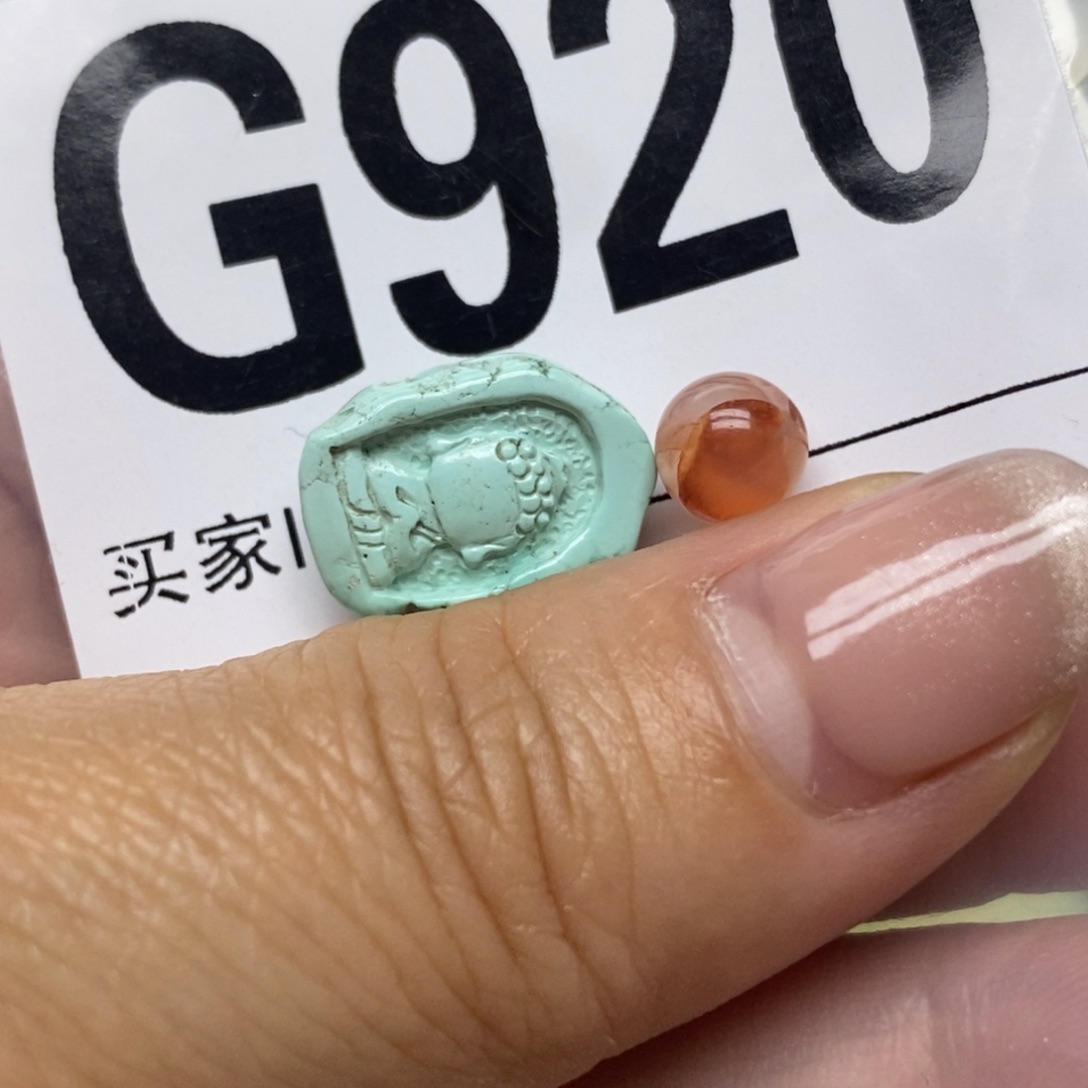 南红玛瑙配饰未镶嵌