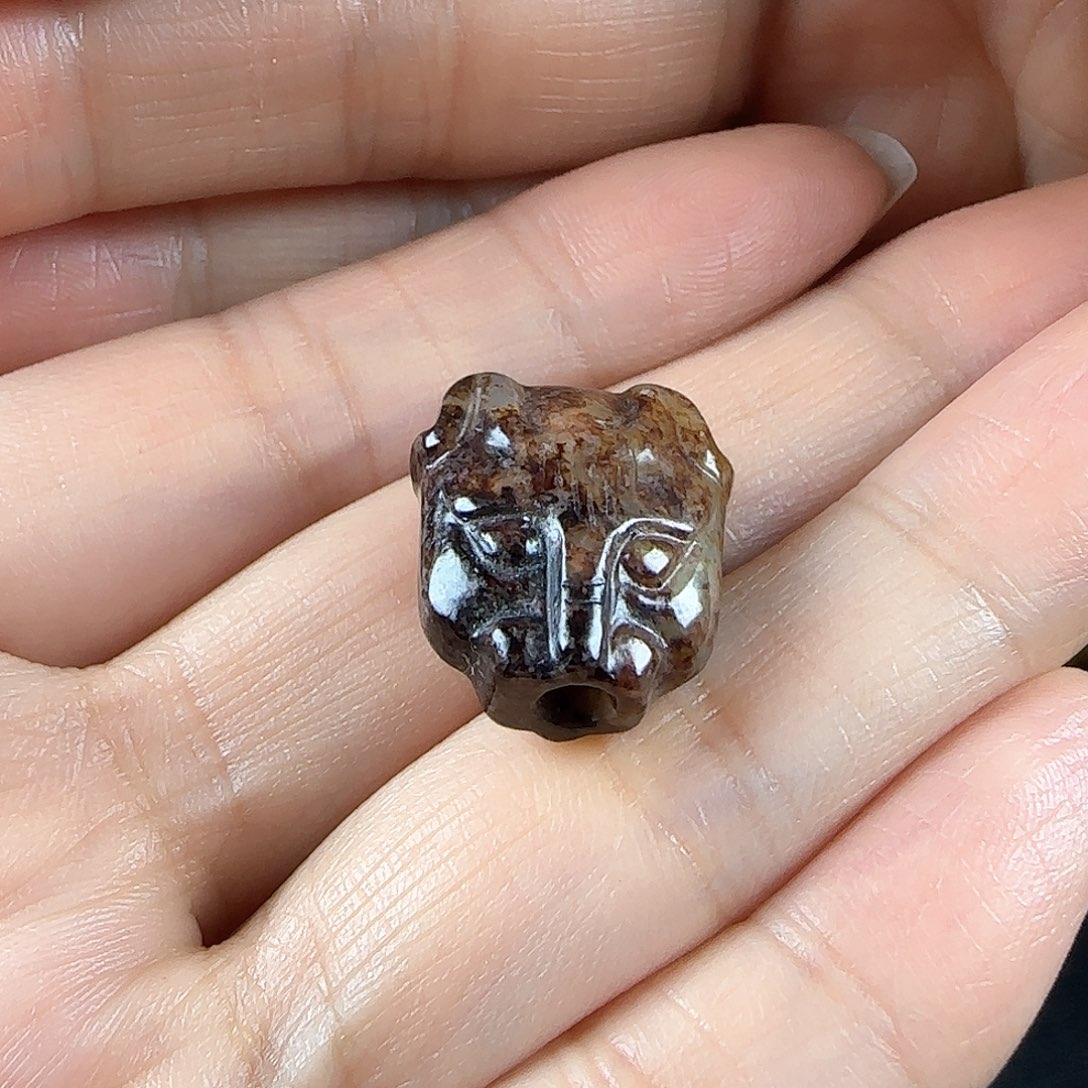 和田玉（糖玉）挂件未镶嵌