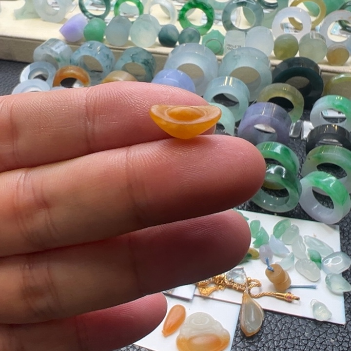 定制翡翠未镶嵌翡翠元宝