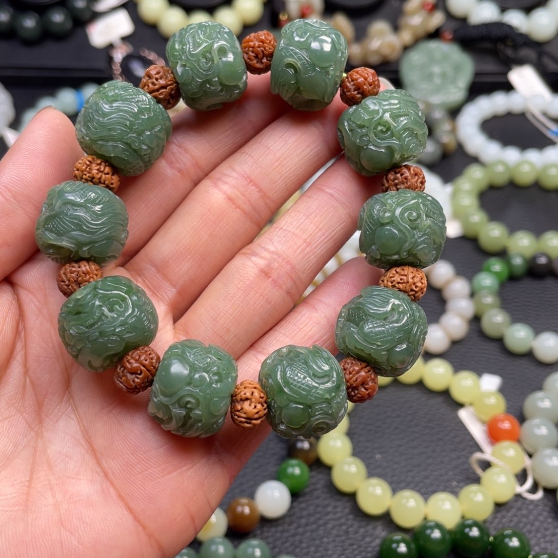 和田玉未镶嵌手链