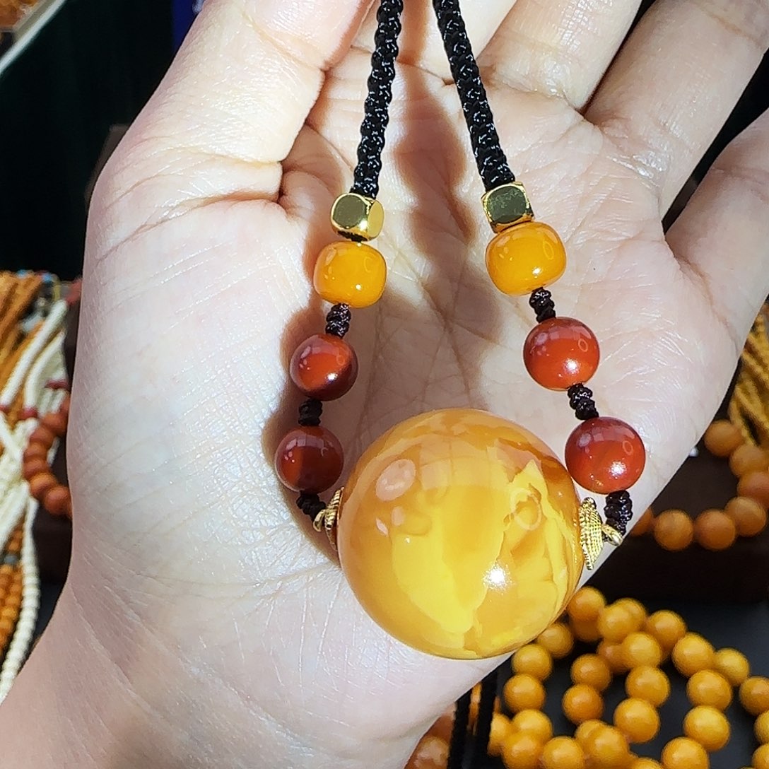 琥珀未镶嵌颈饰27MM