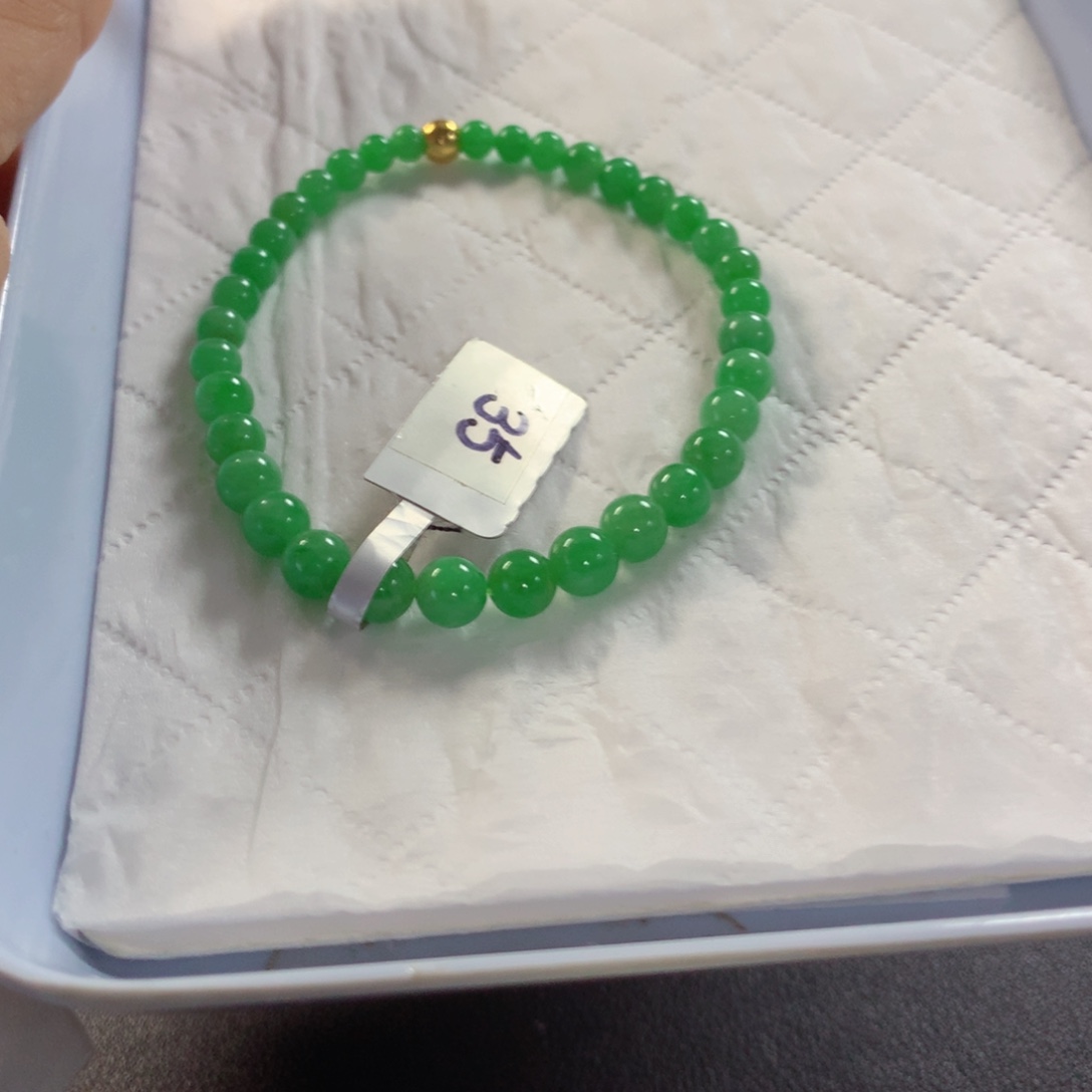 翡翠未镶嵌颈饰手串