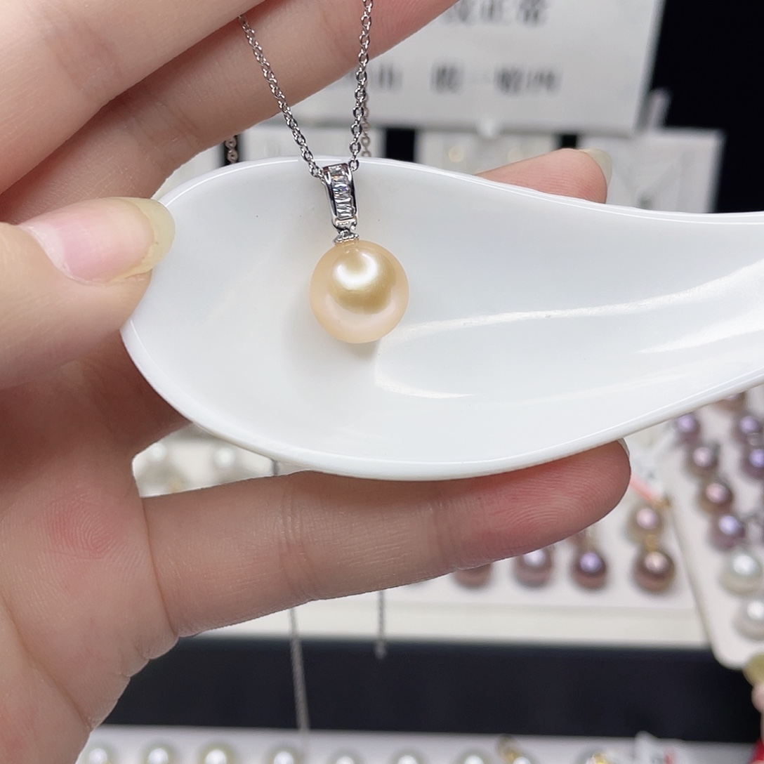 淡水珍珠合金吊坠(赠链)