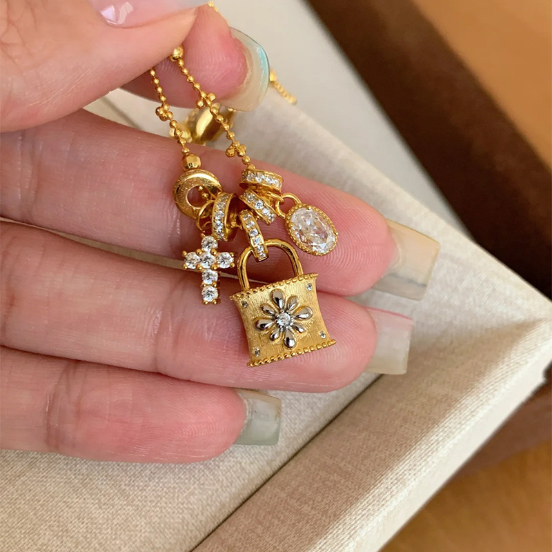 坠链均925银 纯银S925拉丝工艺镀金跑环十字架锁包项链金色高级感