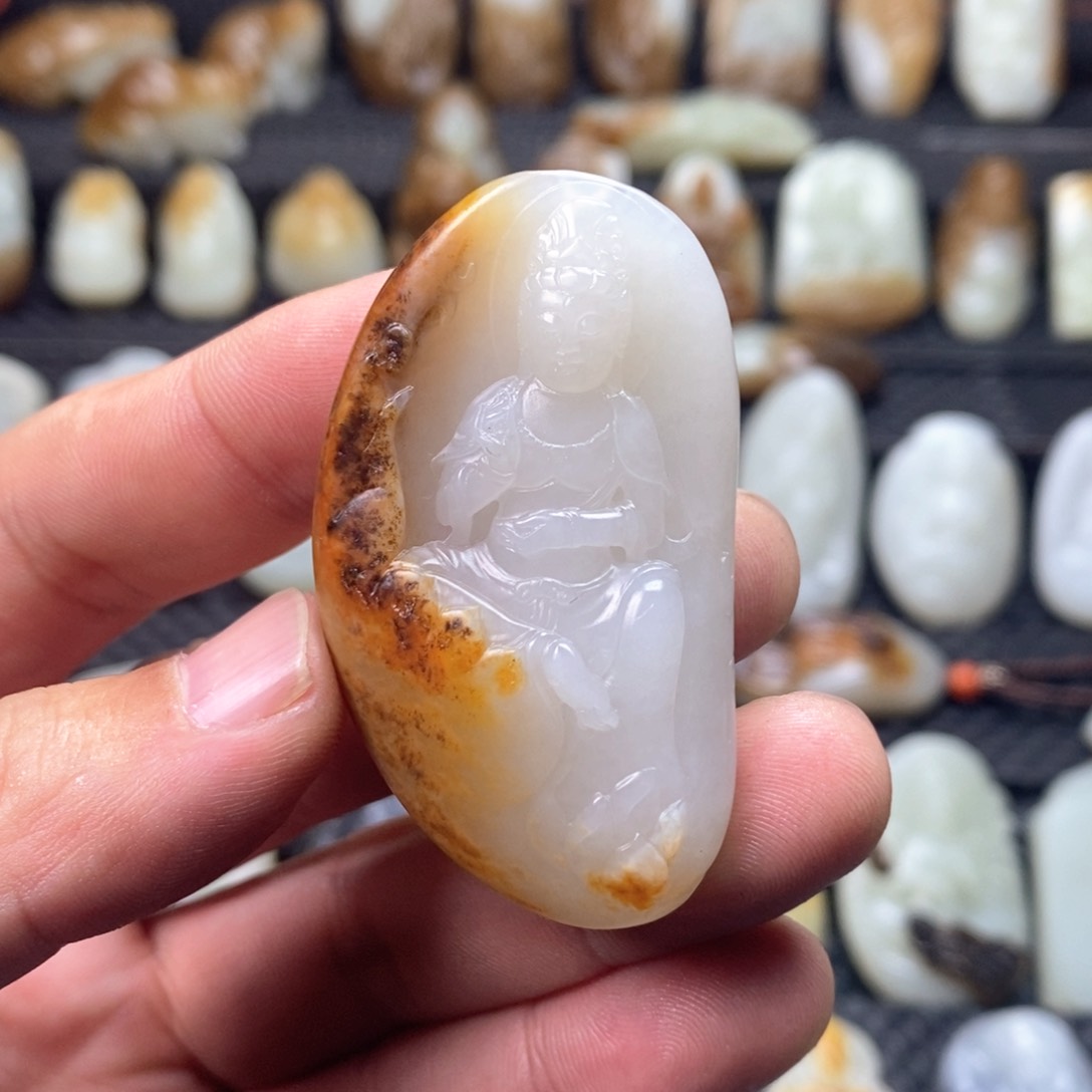 和田玉颈饰未镶嵌