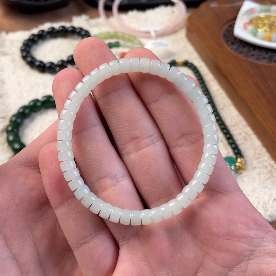 未镶嵌手串和田玉