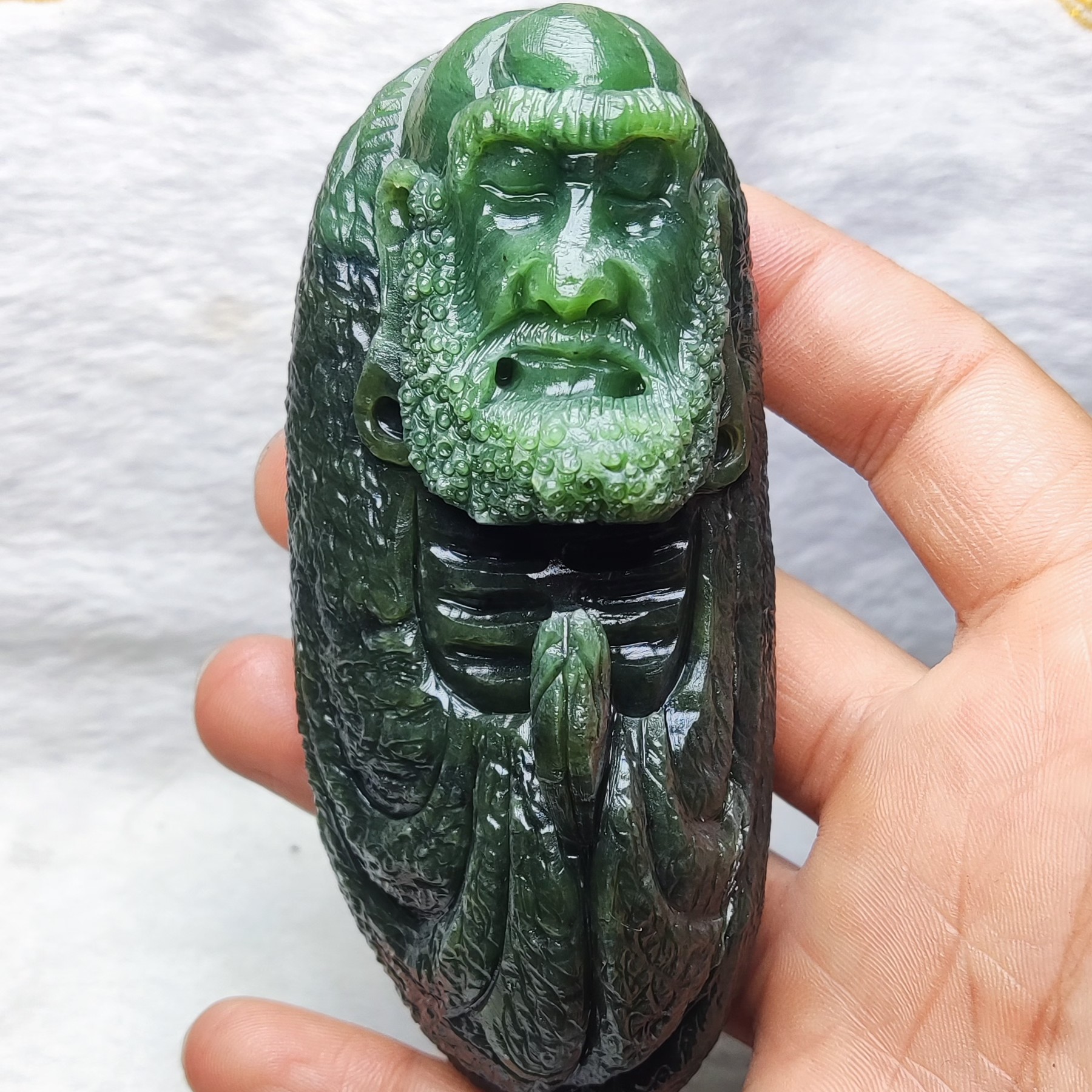 新疆和田玉碧玉达摩手把件