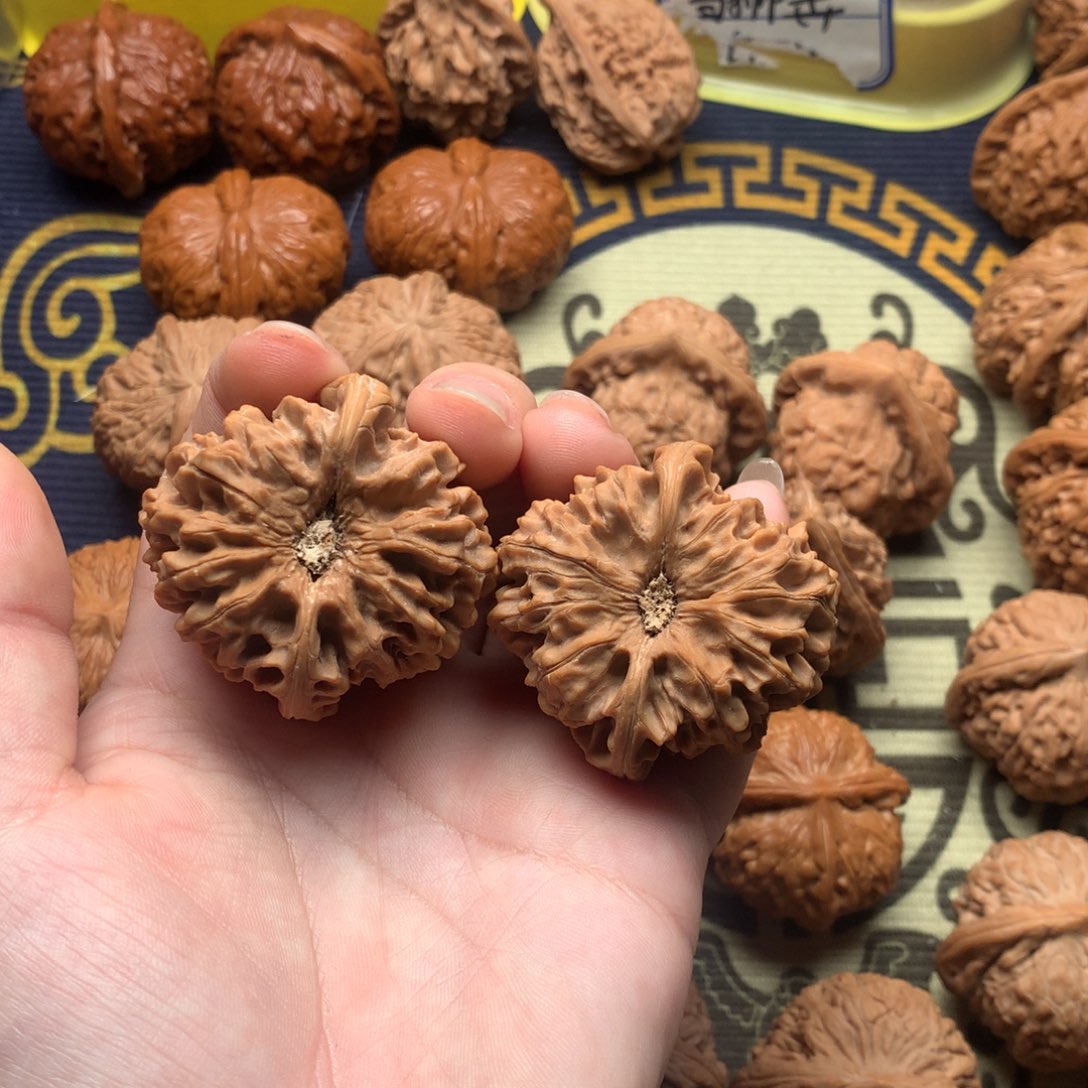 文玩核桃吊坠龙门涧41