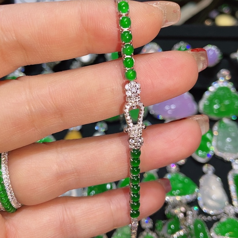 【闪购商品】翡翠手链未镶嵌天然翡翠