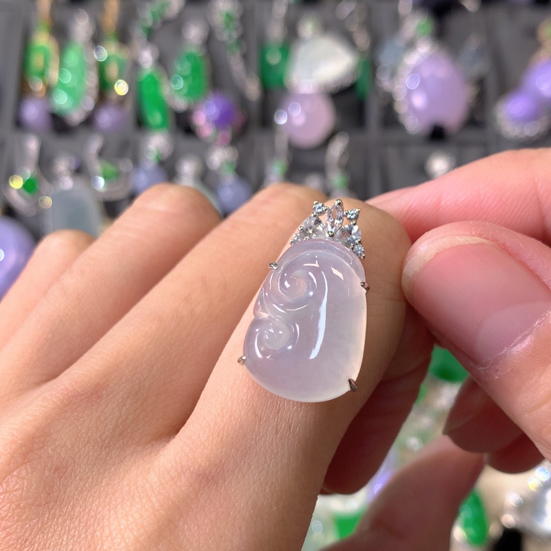 翡翠18K金镶嵌吊坠(不含链)