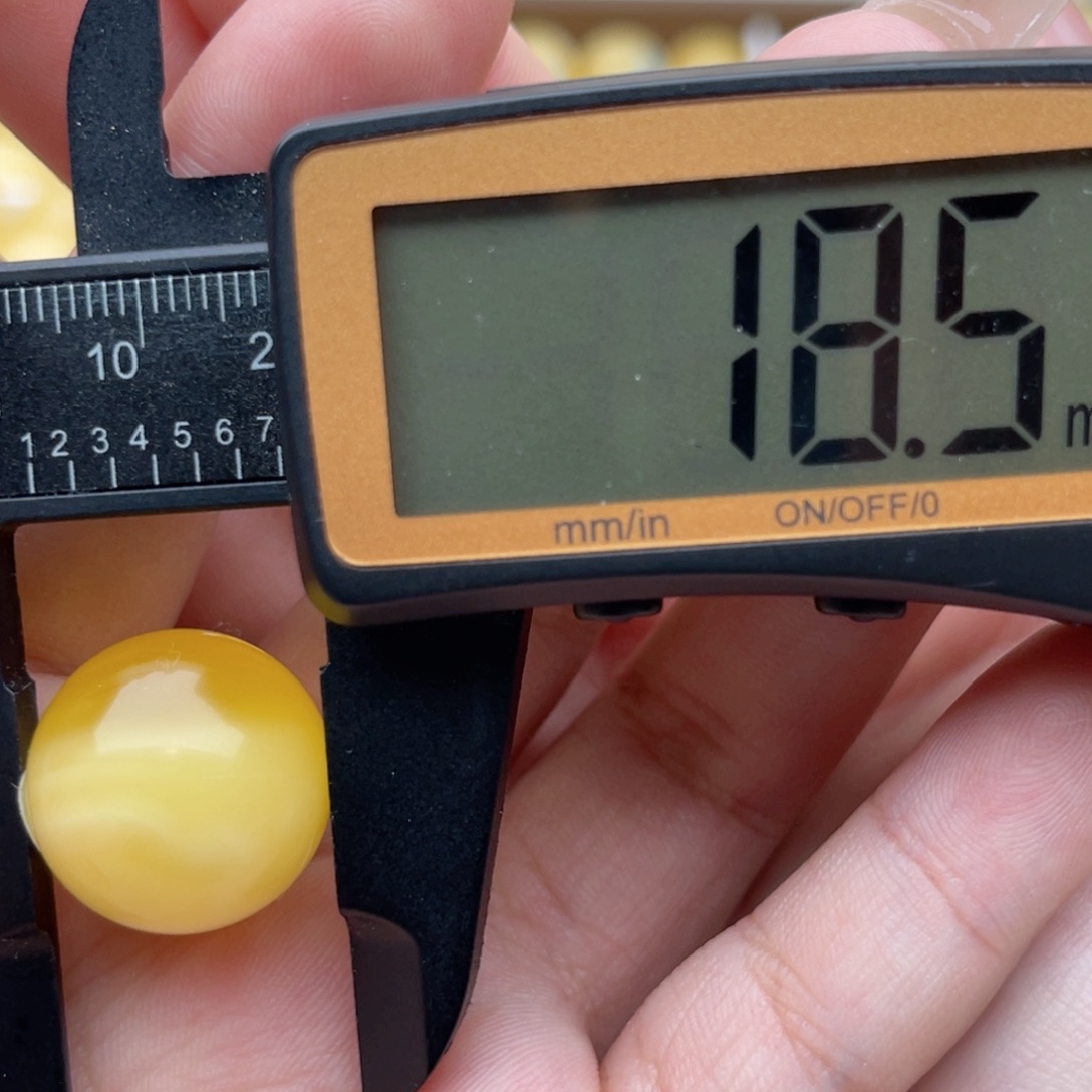 未镶嵌琥珀裸石蜜蜡圆珠贾