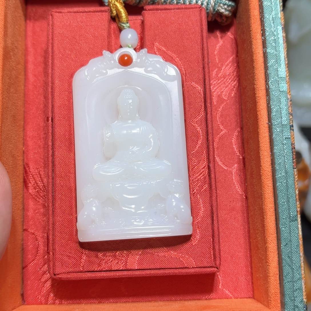 和田玉挂件未镶嵌