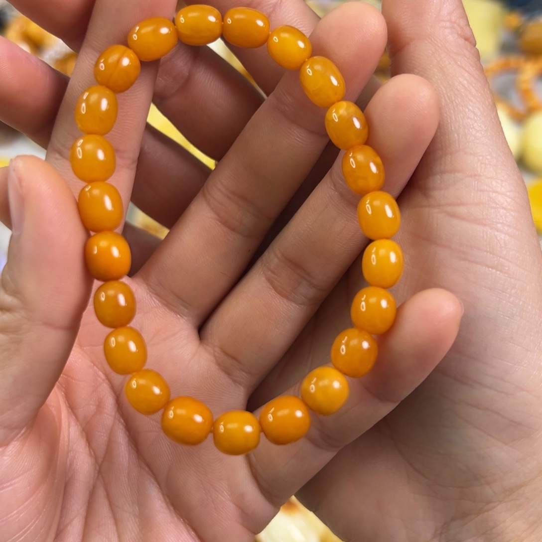 蜜蜡裸石未镶嵌蜜蜡