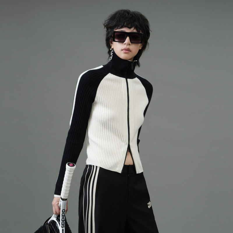 uti黑白运动感撞色针织衫女 百搭绵羊毛立领毛衣春季新款