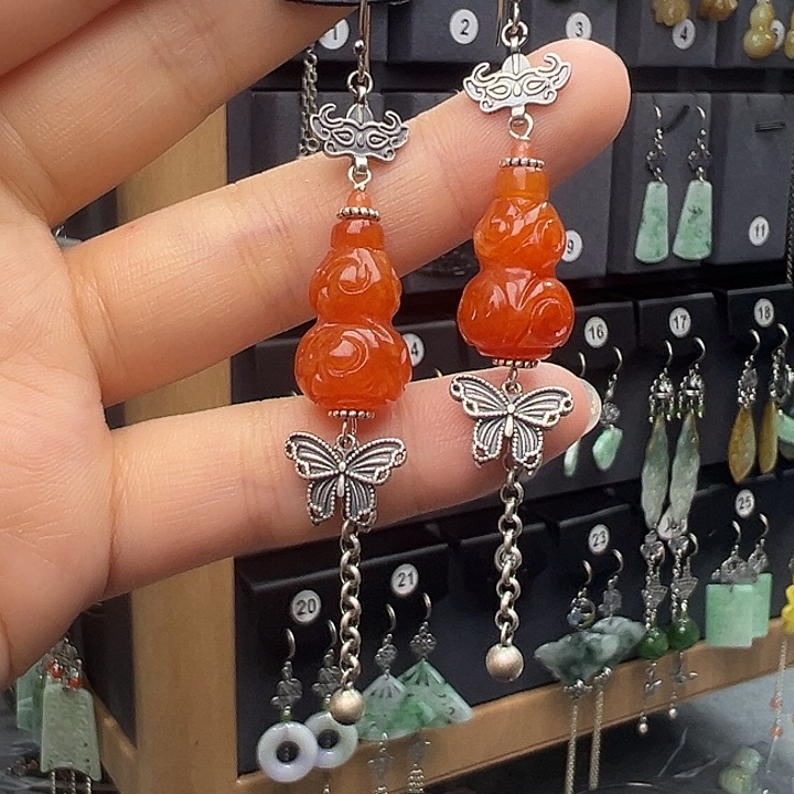 翡翠银S925镶嵌耳饰古****”55555