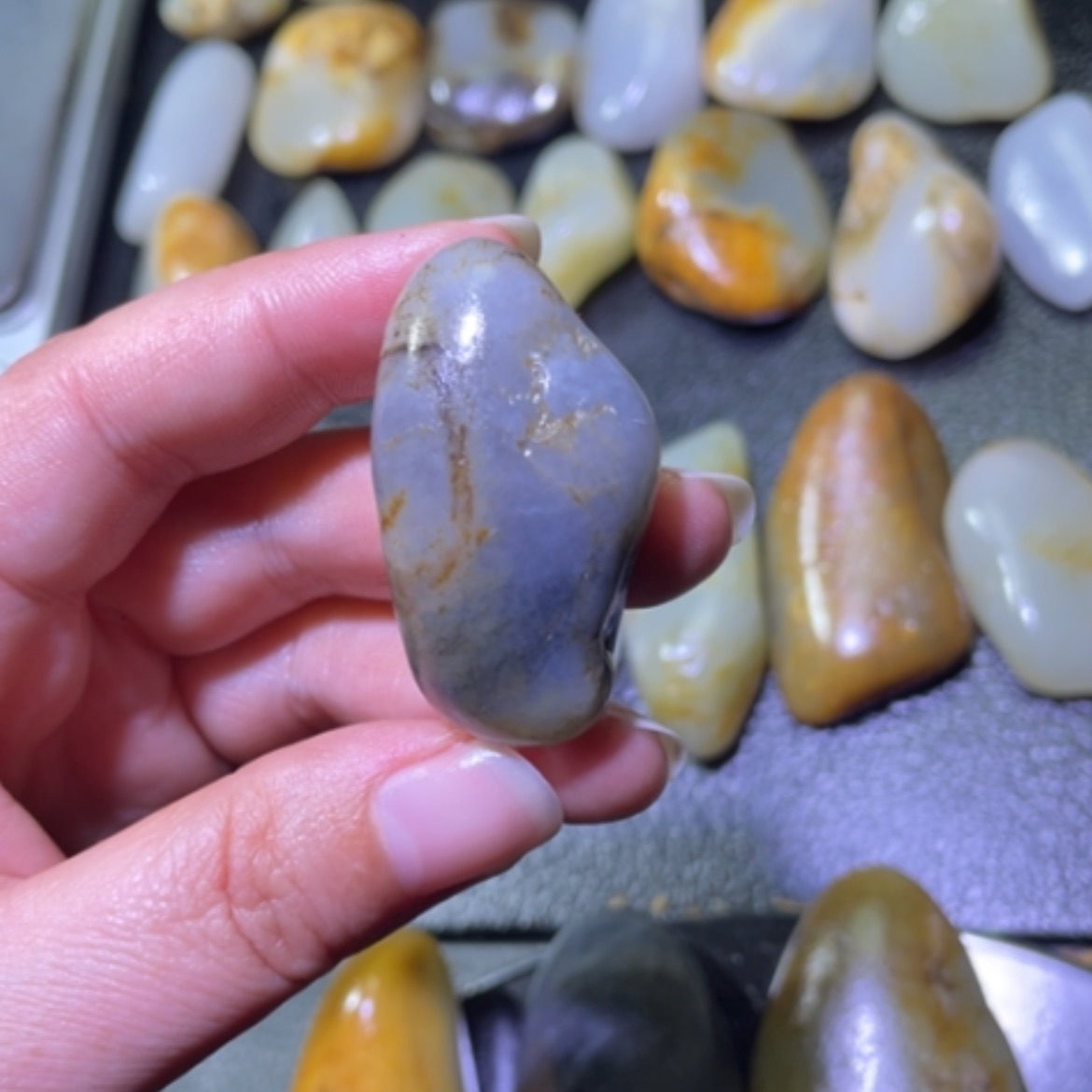 【闪购商品】颈饰未镶嵌和田玉（子料）