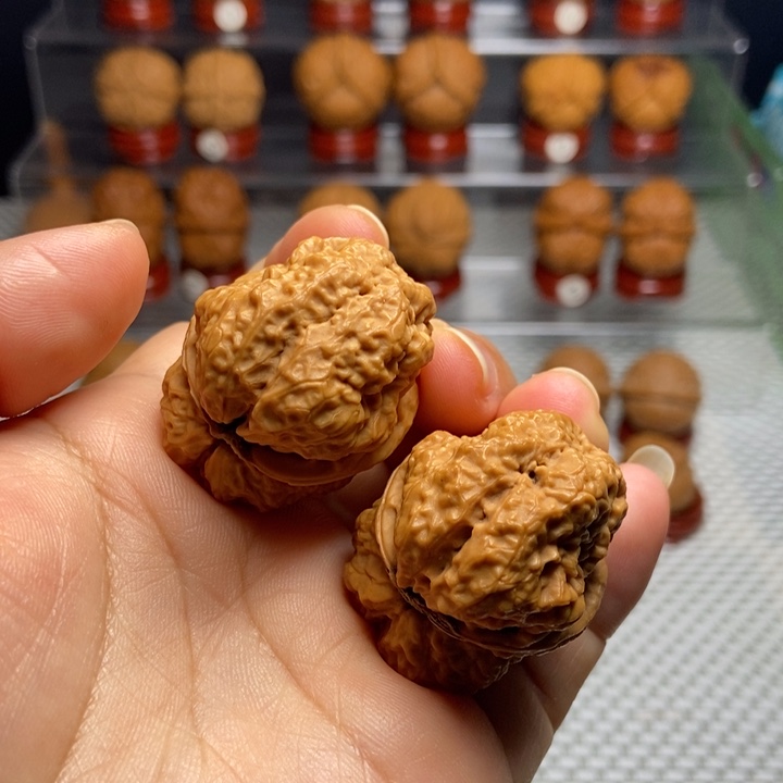 文玩核桃把件小帝王蟾13