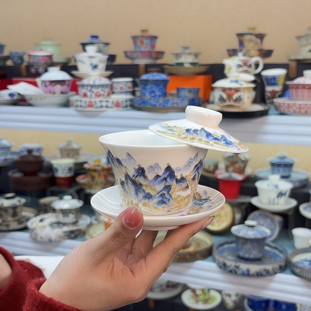 盖碗里的水煮开后