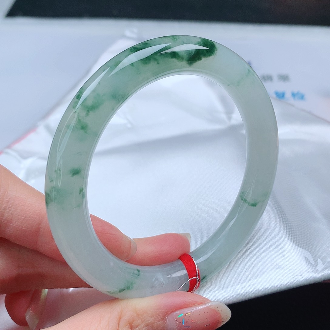 翡翠手镯（圆镯）未镶嵌55➕圆