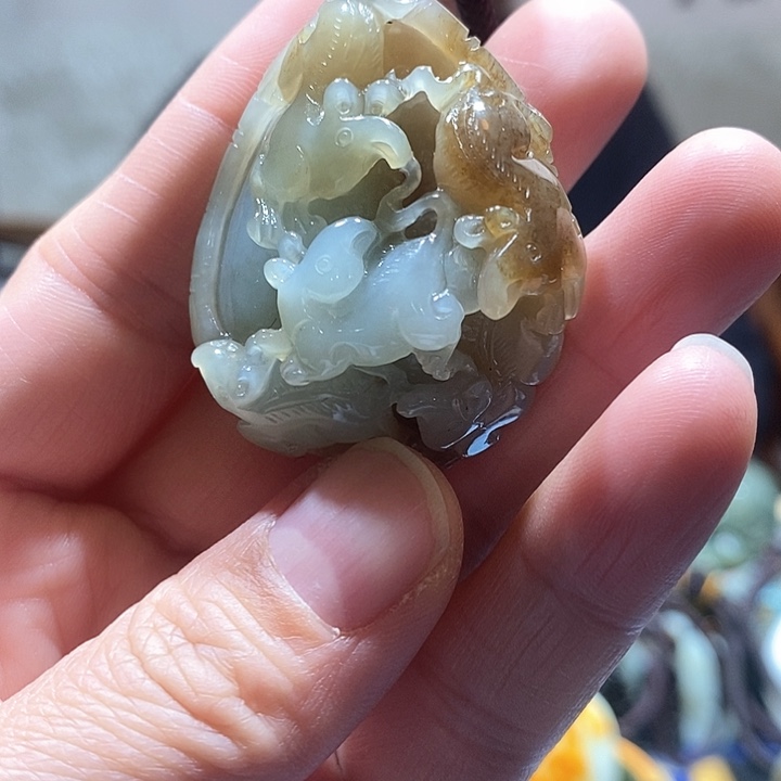 和田玉颈饰未镶嵌