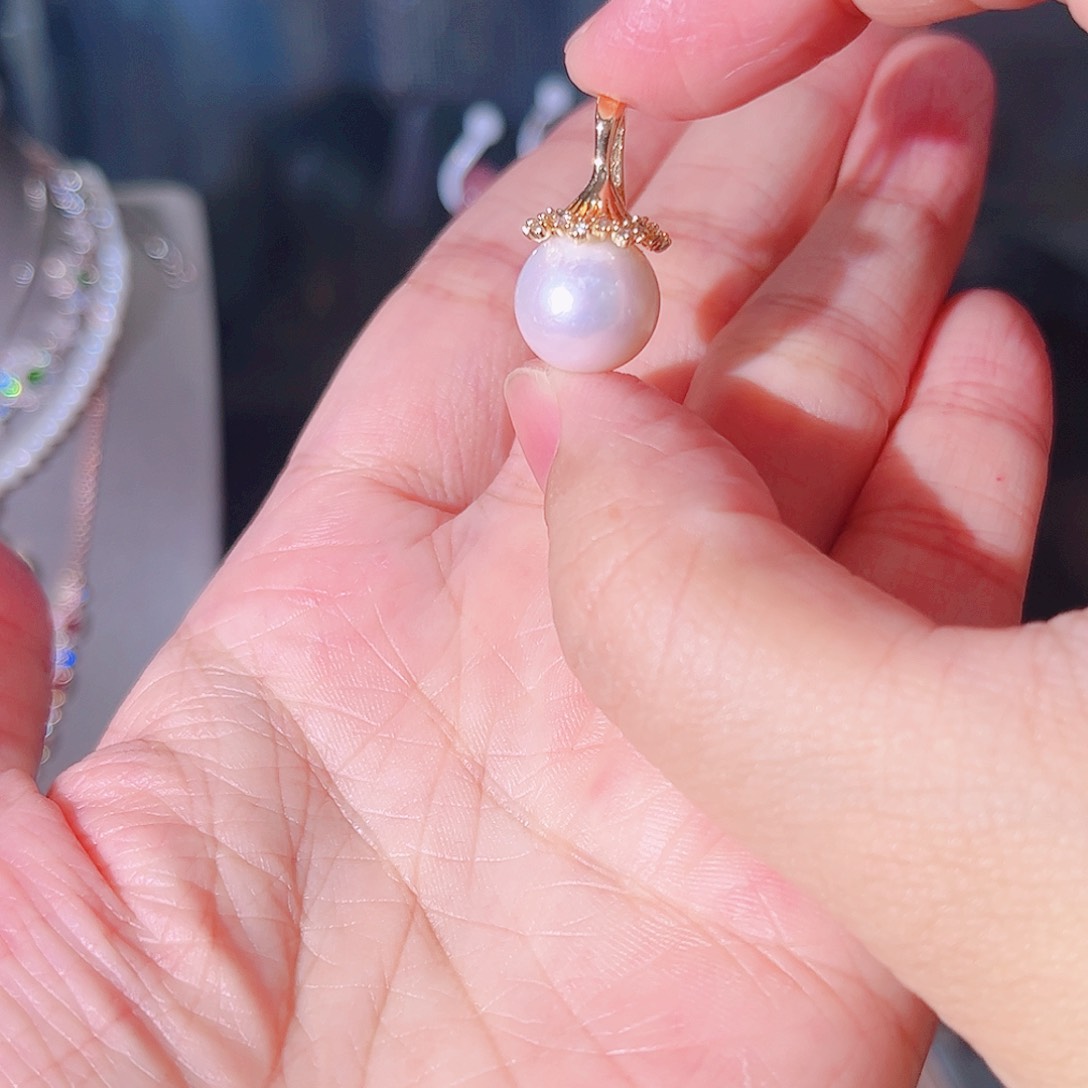 绿柱石颈饰未镶嵌