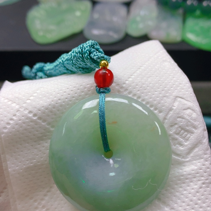 翡翠未镶嵌挂件翡翠