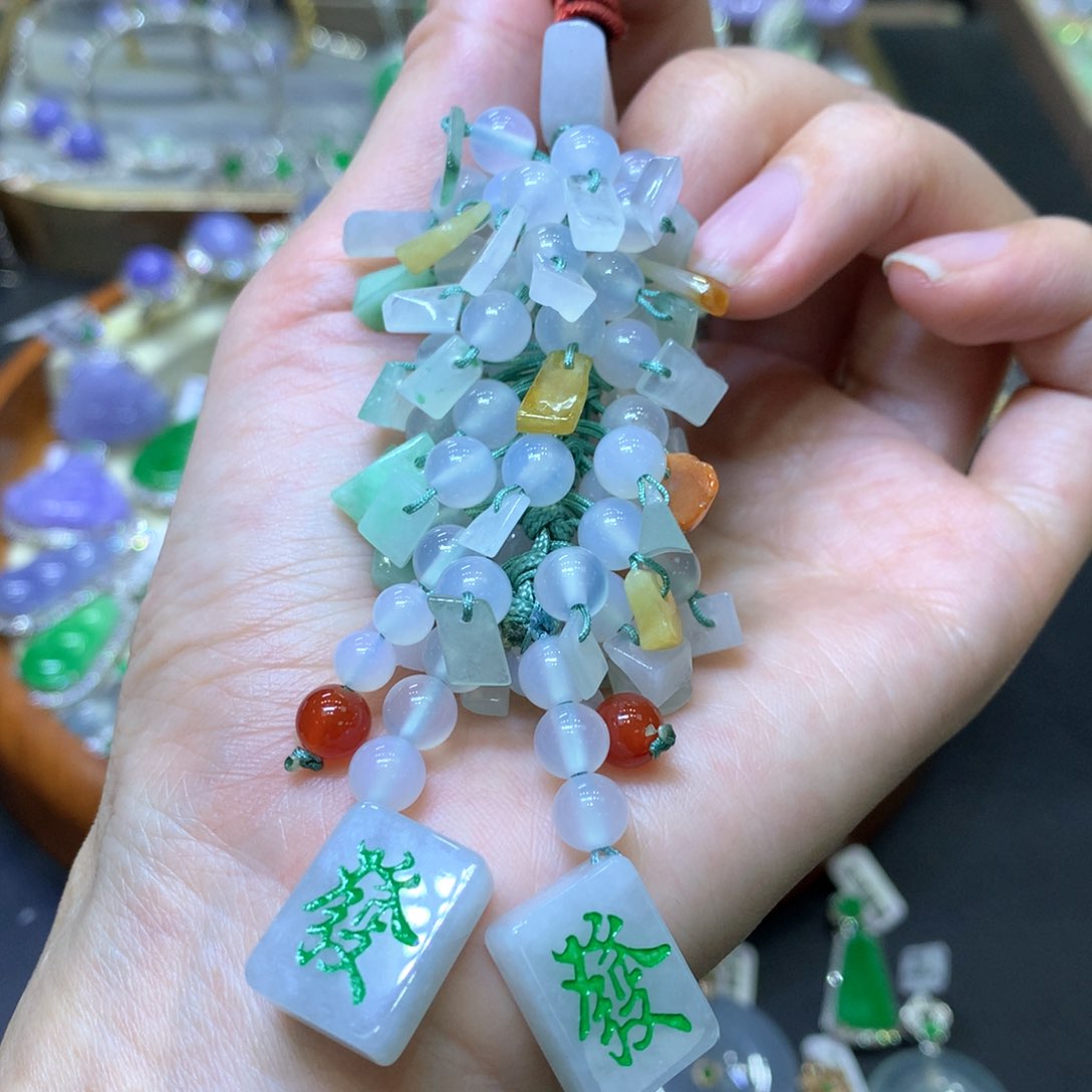 【闪购商品】翡翠颈饰未镶嵌翡翠吊坠项链