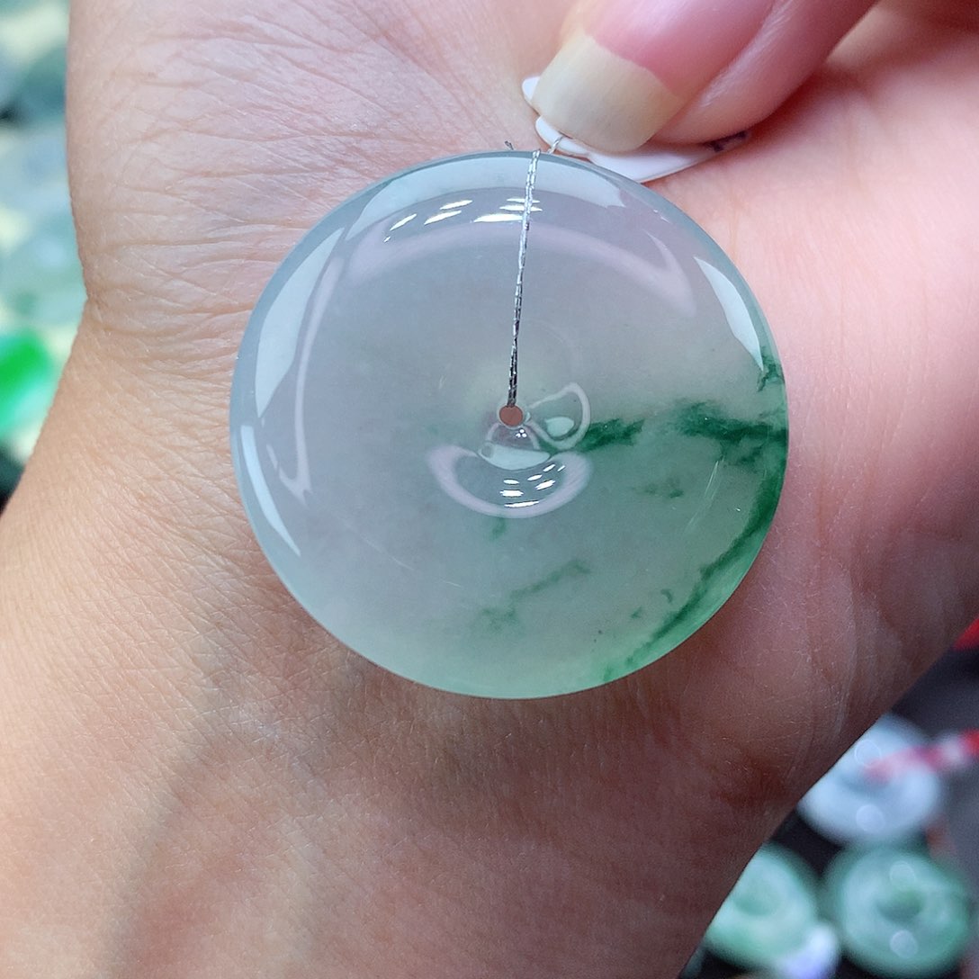 翡翠颈饰未镶嵌65尺寸31-5.5