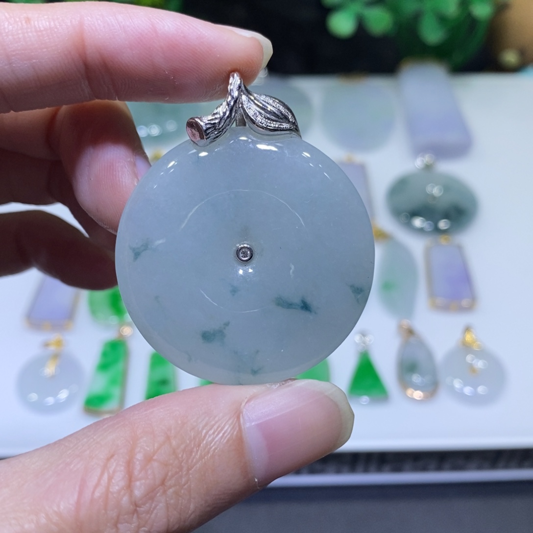 翡翠18K金镶嵌吊坠(不含链)