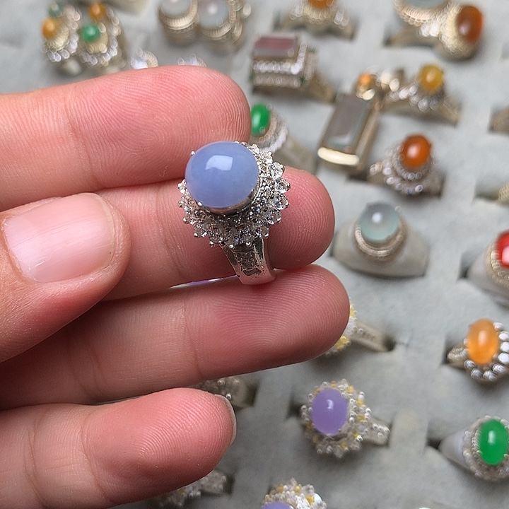 定制翡翠未镶嵌戒指